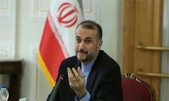 روایت وزیر خارجه از حضور دیپلمات‌های زن ایرانی در دیدارهای اخیر با هیات طالبان در تهران