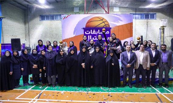منطقه 17 قهرمانی خود در مسابقات بسکتبال بانوان تهران را جشن گرفت