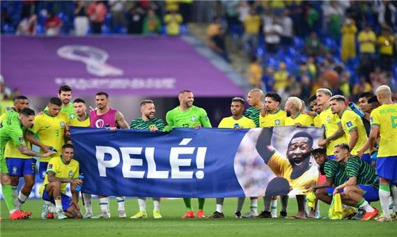 جام‌جهانی/ عکس یادگاری بازیکنان برزیل با تصویری از پله