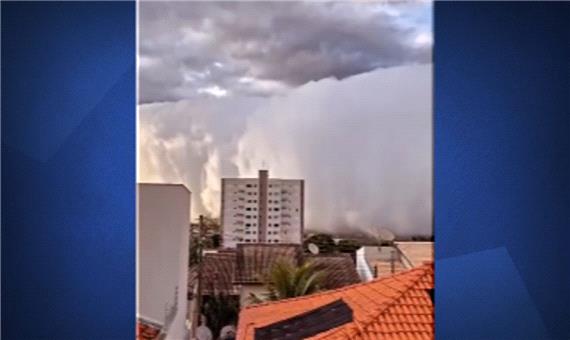 هجوم ابرهای عجیب به شهر مینیروس برزیل
