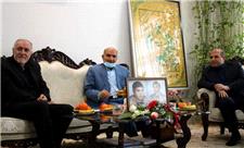 دیدار استاندار تهران با پدر شهیدان «ملکی، شجاعی و ترامشلو» در شهرستان ری