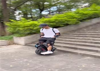 خلق وسیلهای جالب برای تردد در شهر