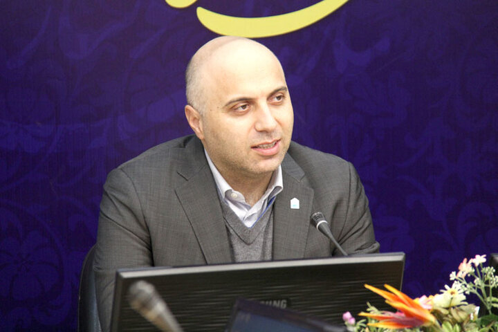 برگزاری آئین رونمایی از کتاب «چالش زاغه‌ها»