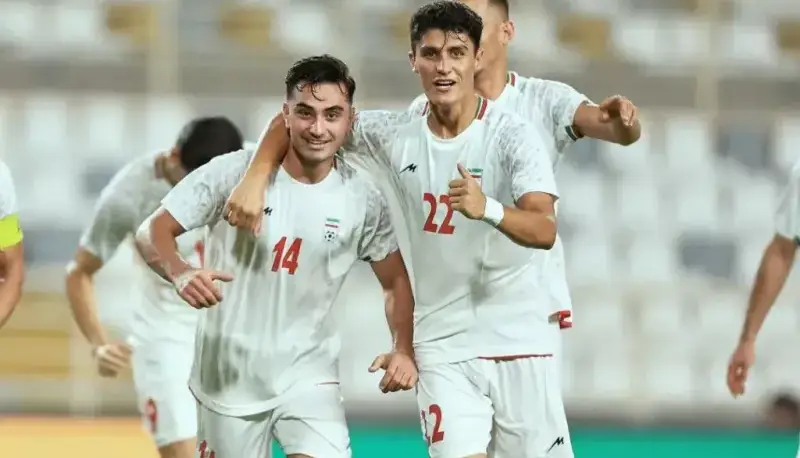 فرار ۲۲ از راست و ۲ گل برای ایران