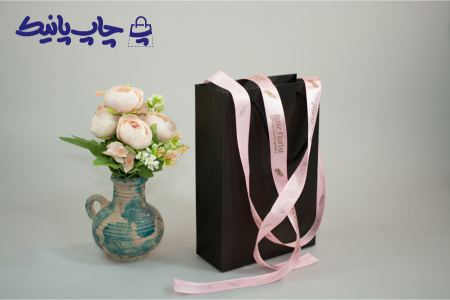 آریا جوان