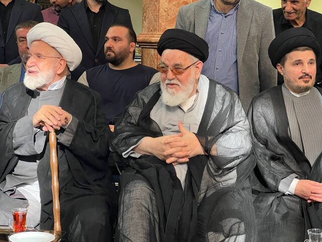 آریا جوان