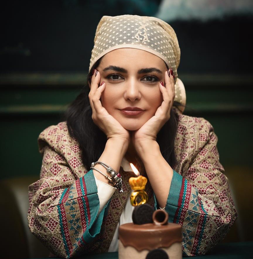 آریا جوان