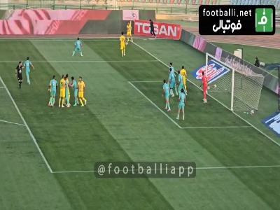 گل اول پیکان به فجرسپاسی (فراز امامعلی با اشتباه وحشتناک دروازه‌بان) در دقیقه ۵