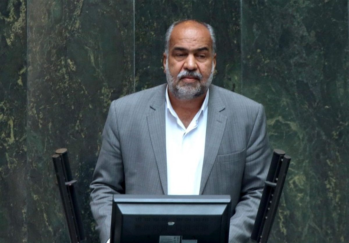 کیک تولد ۱۲ متری یک نماینده مجلس!