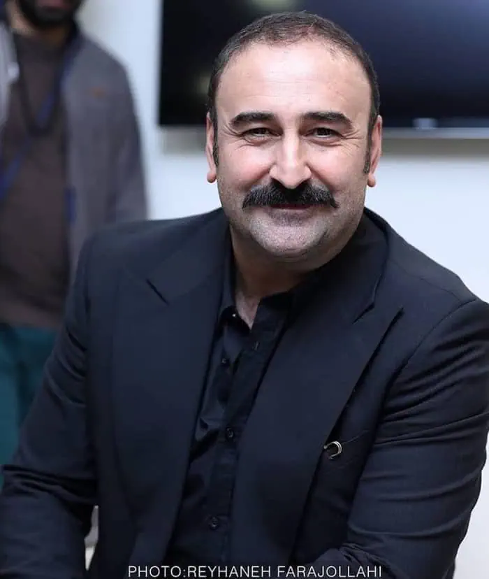 عکسی از بهبود سریال پایتخت در کنار مادرش