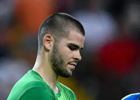 ستاره جنجالی پاریس به تیم ملی پناه برد