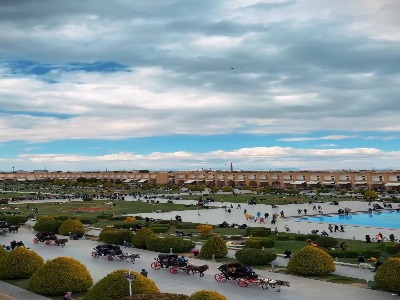 نمایی از میدان نقش جهان از ایوان عالی قاپو