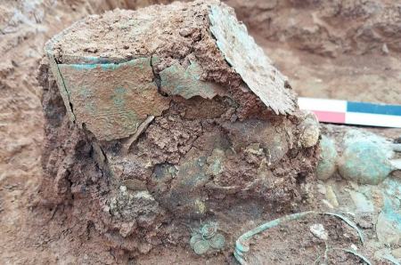 زنی با «تاج وارونه» بعد از ۲۶۰۰ سال از زیر خاک بیرون آمد