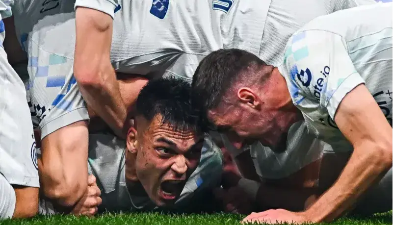 جنوا ۱-۲ اینتر؛ لائوتارو نراتزوری را به صدر فرستاد