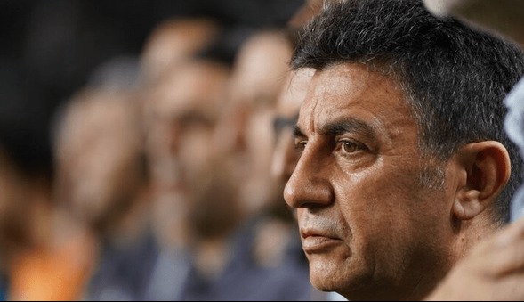 رقیب قلعه‌نویی در جام جهانی روی لبه تیغ