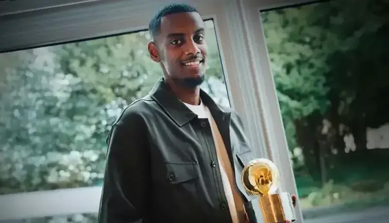 ستاره ناکام لیورپول برنده توپ طلا شد!