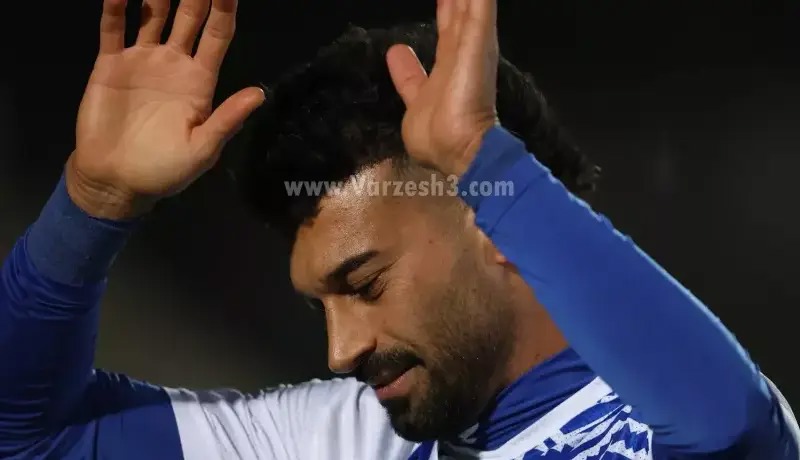 تمرینات رامین رضاییان با تی‌شرت معروف جلالی