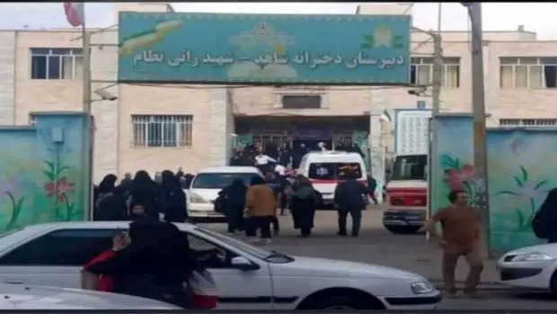 مدارس فردا ۱۰ صبح باز می‌شوند