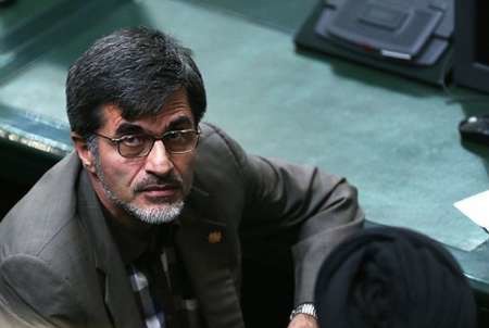 اعتراض کوچک زاده به صحبت‌های ایروانی؛ بعد از گردن‌کلفتی‌های مرتیکه کله زرد، مذاکره منصفانه با آمریکا یعنی چه؟