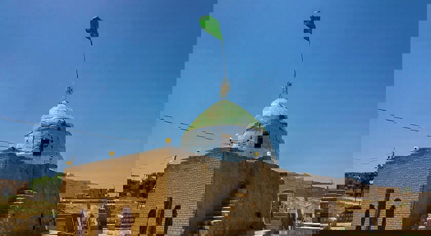 مزار کاوه آهنگر در نزدیکی چادگان