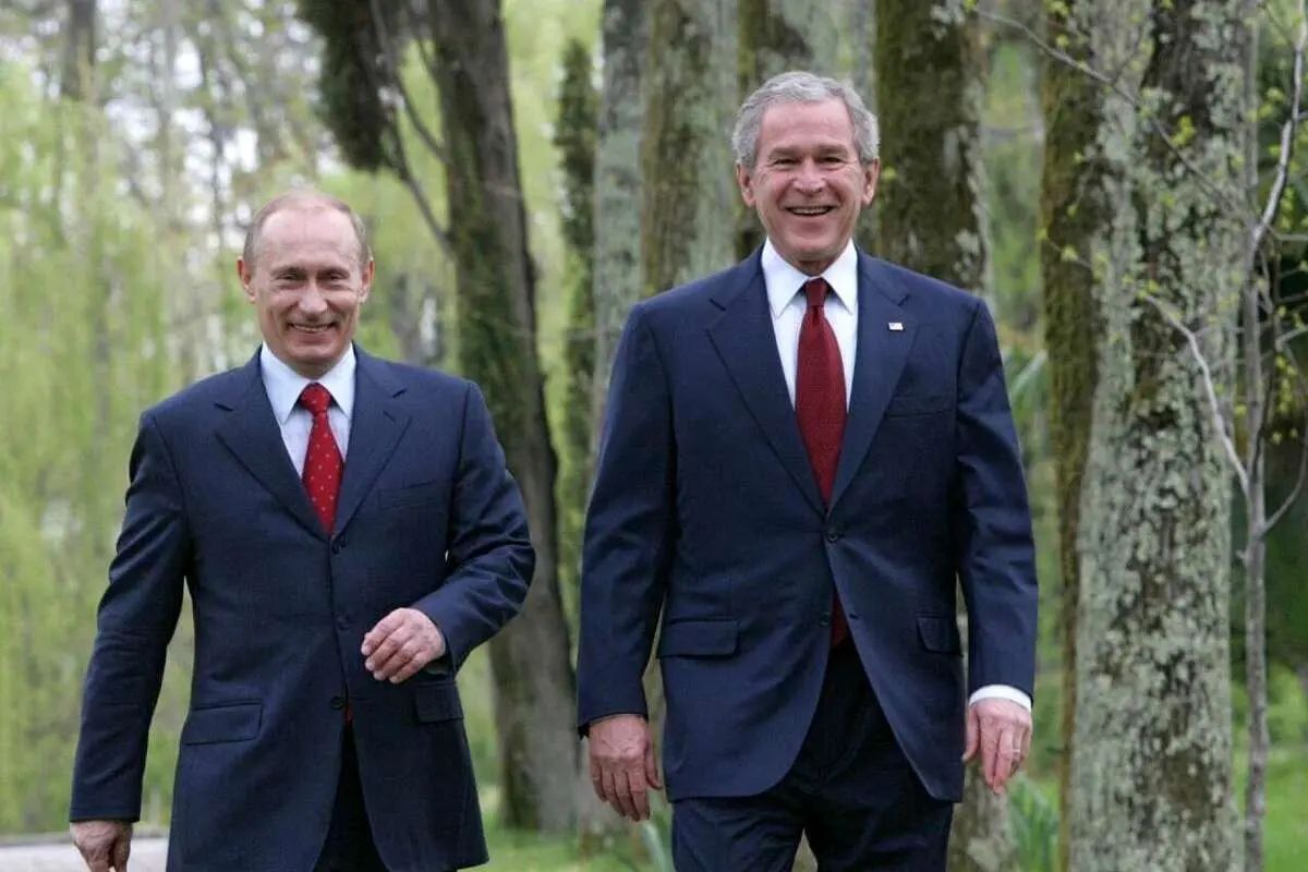 انتشار اسناد تازه در آرشیو امنیت ملی آمریکا؛ پوتین به بوش: تردیدی نیست که ایرانی‌ها خواهان سلاح هسته‌ای هستند