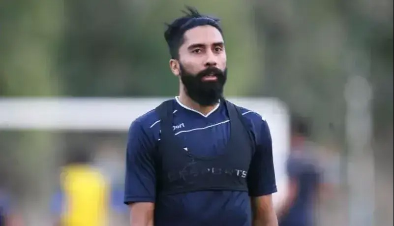 هافبک سابق استقلال شاگرد منصوریان شد