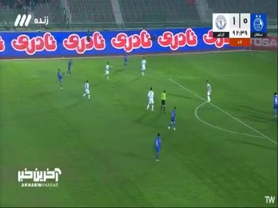 ضربه سر آزادی خطرناک از روی دروازه گل گهر به بیرون رفت