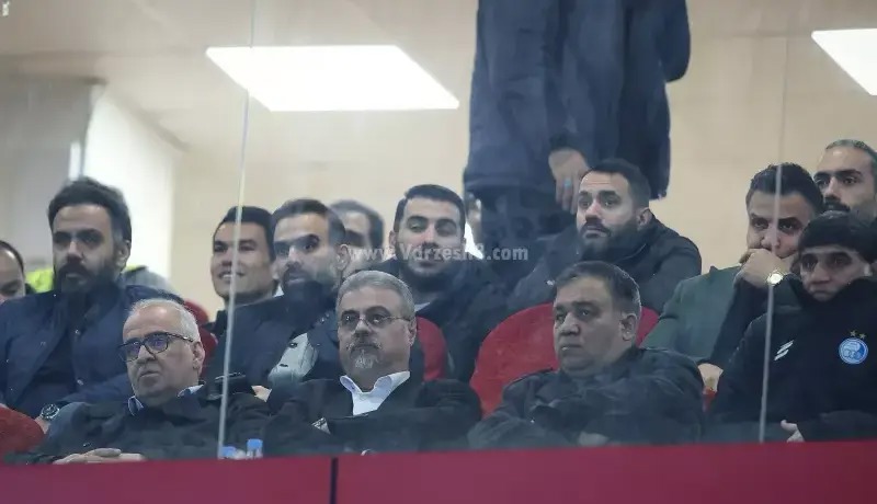 سرها در گریبان است به وقت شکست!