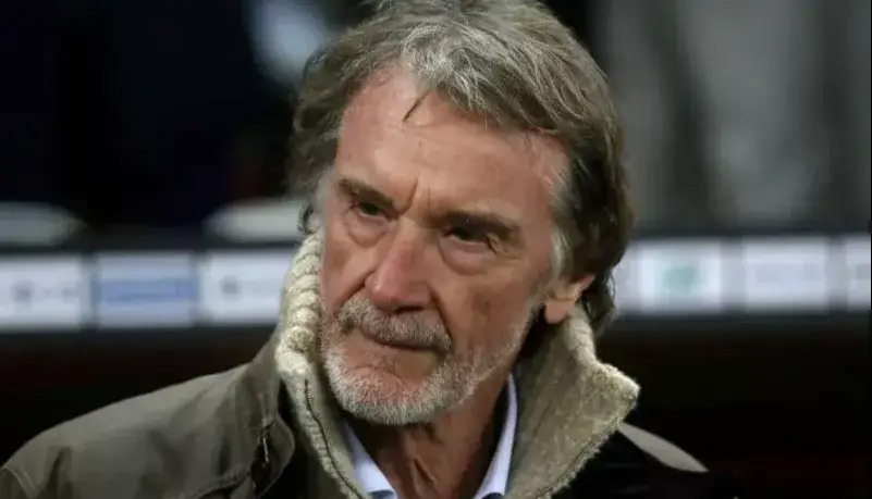 مالک یونایتد سوژه خنده شد!