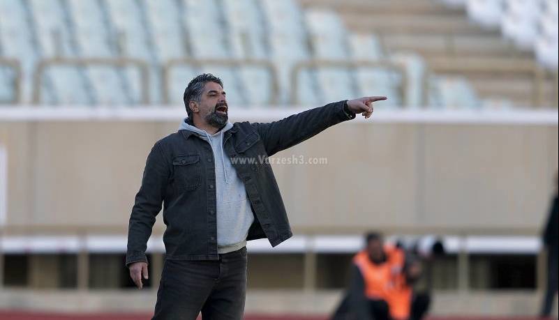 پیروز قربانی: مربی گرانی هستم، شاید بروم!