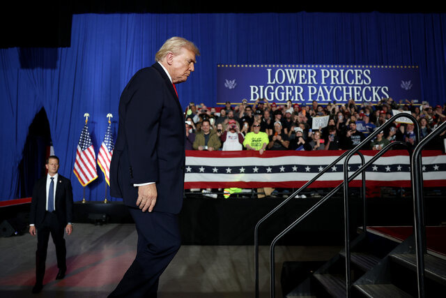 روزنامه انگلیسی: محاصره نظامی ابزار فشار ترامپ برای کشاندن ایران به میز مذاکره است