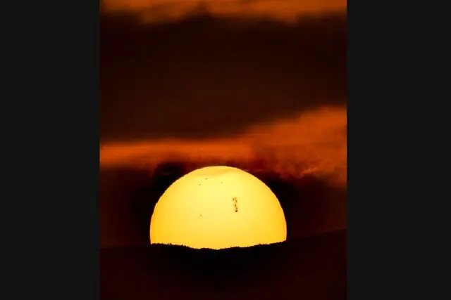 عکس روز ناسا از یک منطقه تولید لکه خورشیدی