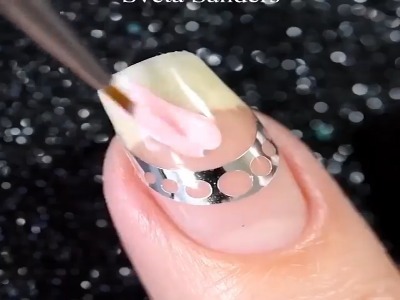 طراحی و دیزاین زیبای ناخن