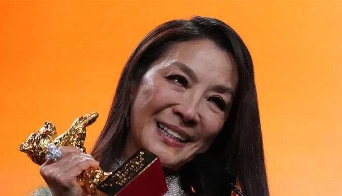 جشنواره فیلم برلین کار خود را با تجلیل از میشل یئو شروع کرد