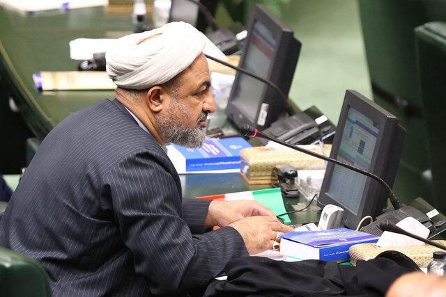 رسایی: بعد از شبه کودتای اخیر حتی یک فرماندار هم عزل نشد