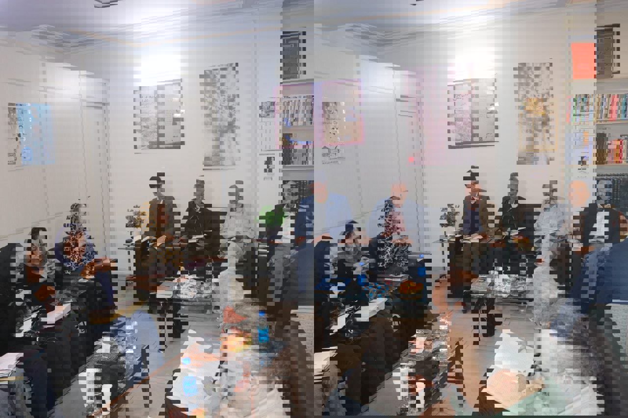 شایسته‌سالاری در آیینه شاهنامه/نگاهی تازه به شاهنامه در نشست بزرگمهر