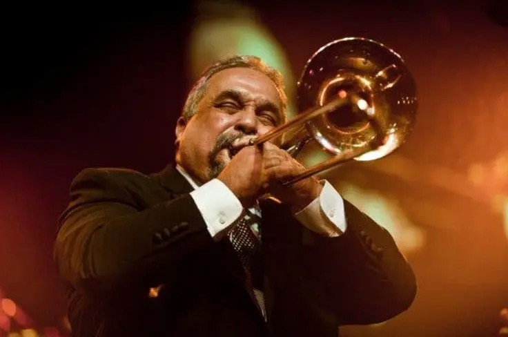 رخت عزا به تن رقصنده‌ها! | اسطوره موسیقی سالسا درگذشت