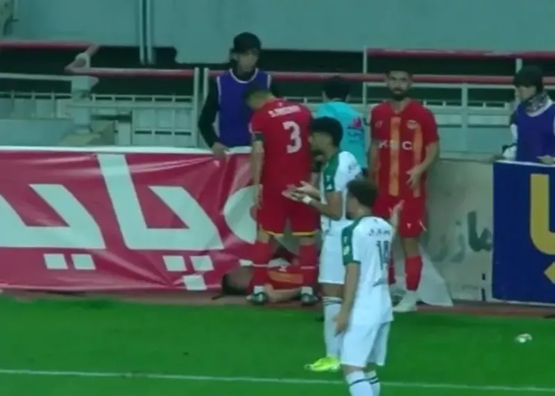 ضربه شدید تابلوهای تبلیغاتی به چپ‌پای قرمزها!