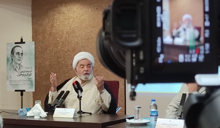 آریا جوان