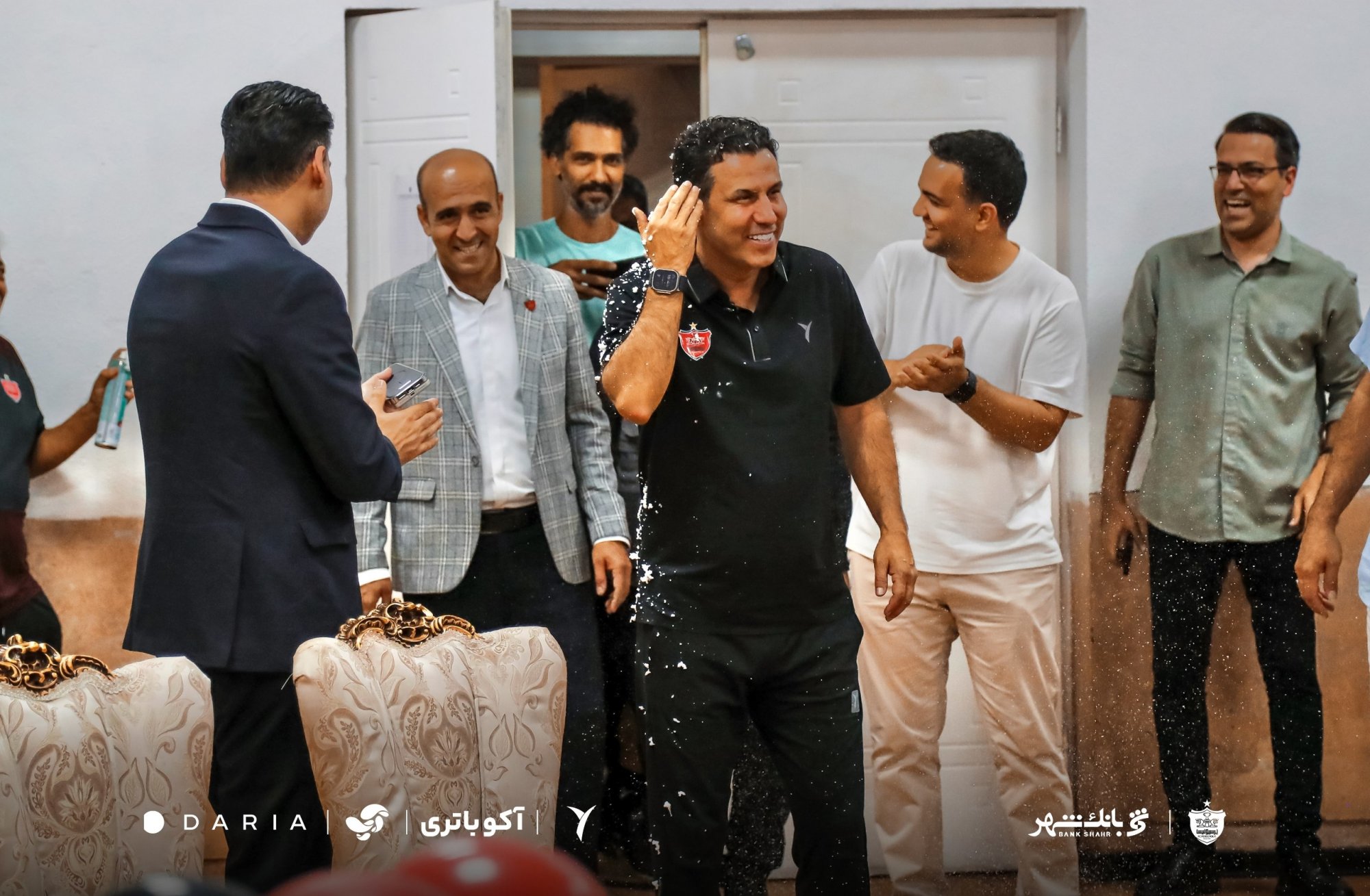 آریا جوان