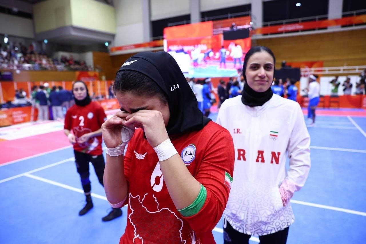 آریا جوان