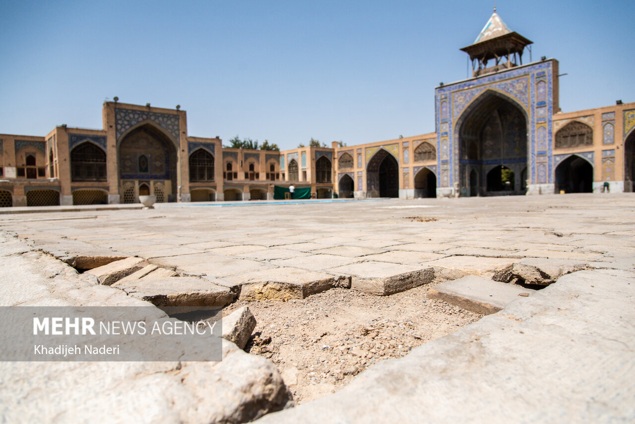 صالحی امیری: استحکام‌بخشی مسجد سید اصفهان در اولویت وزارت میراث است