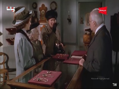 حلقه ازدواجی که تبدیل به گل سینه شد!