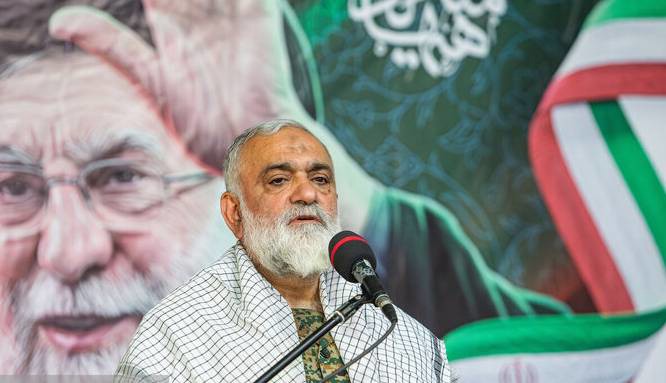 سردار نقدی: ملت ایران با ایستادگی در برابر دشمنان، از جنگ سربلند بیرون آمد