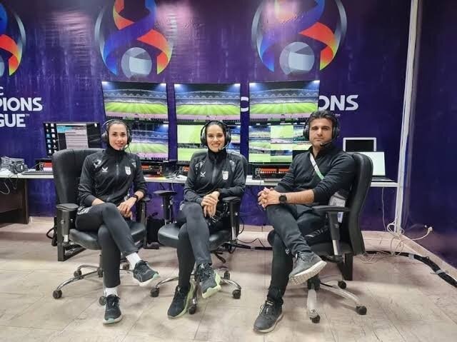 آریا جوان