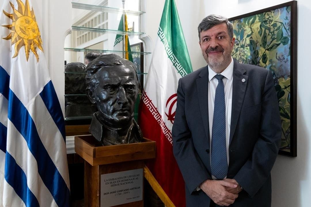 آریا جوان