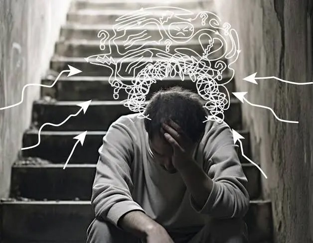 نشخوار فکری؛ چرا در گذشته گیر می‌کنیم؟