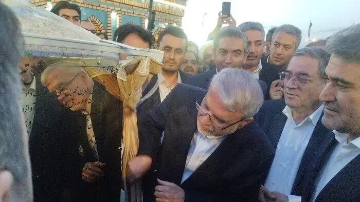 آریا جوان
