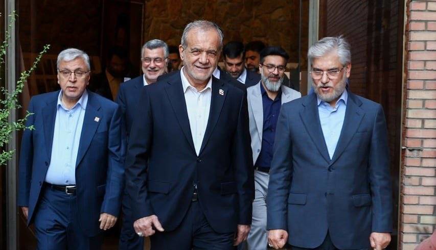 رئیس‌جمهور: برون رفت از وضعیت فعلی توسط دانشگاهیان امکان‌پذیر است