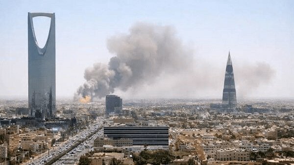 آریا جوان